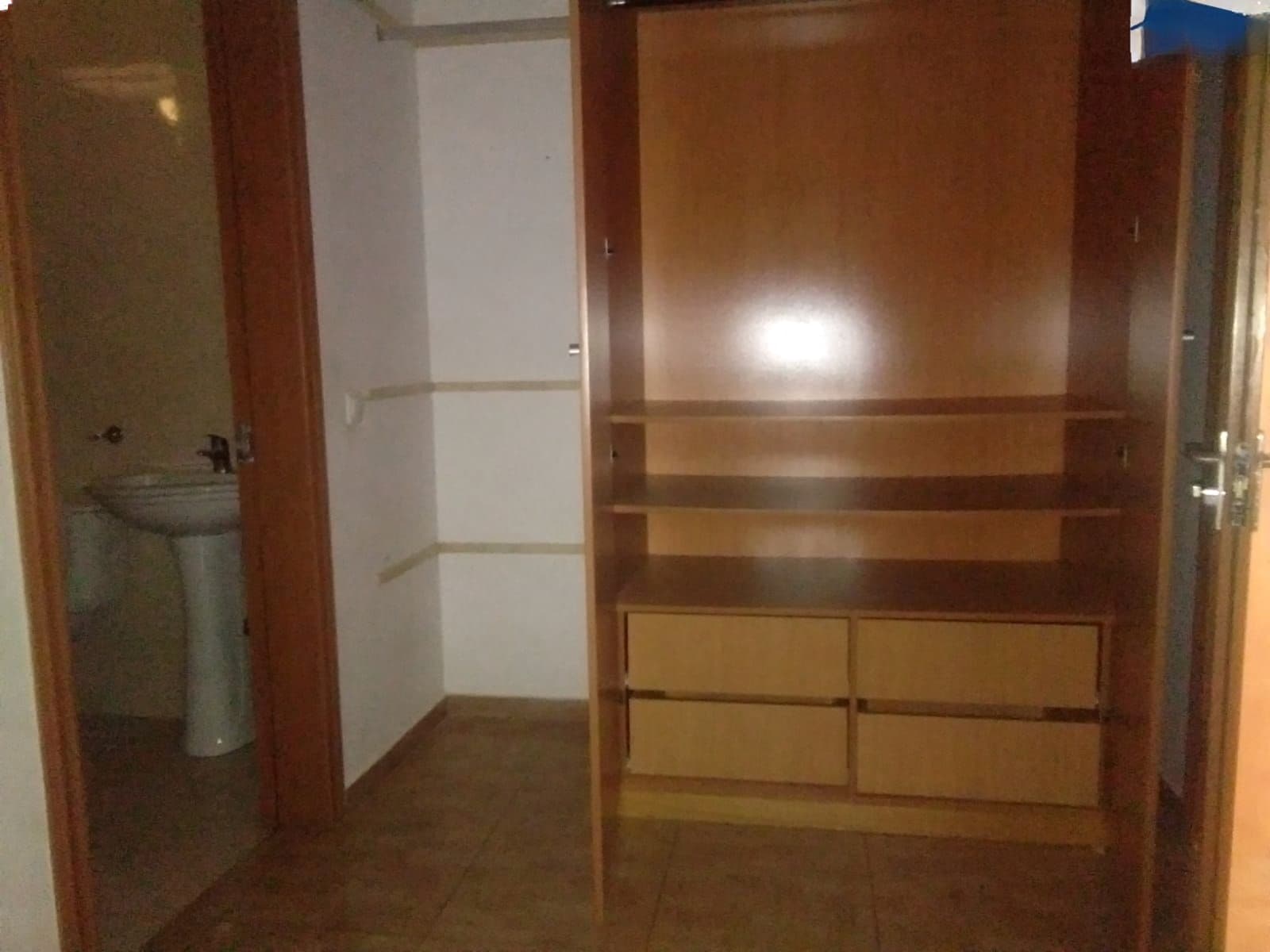 Apartamento T2 para arrendamento na Praia, Santiago — foto 5